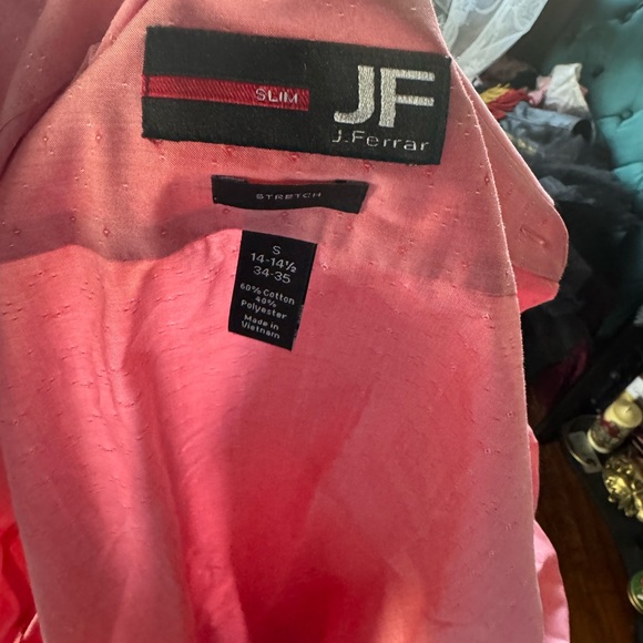 Men’s peach button down - Picture 2 of 2